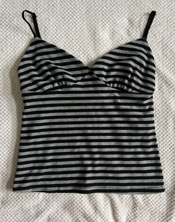 (Category: ) located in . Submitted by catalounge (Listing ID 1407456242, Image 1). Description: .