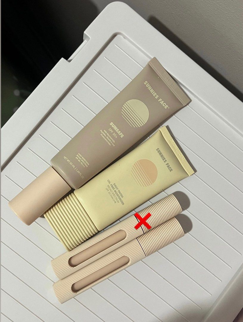 Sunnies Makeup (Sunscreen, Moisturizer, Concealer) (Category: Makeup) located in Manila. Submitted by jizlanne (Listing ID 1406905216, Image 1). Description: -Sunnies Tinted Moisturizer 360 in the shade RICE -Sunnies Sunscreen 299 •All brand new, sunsafe one pump and tinted swatch only .