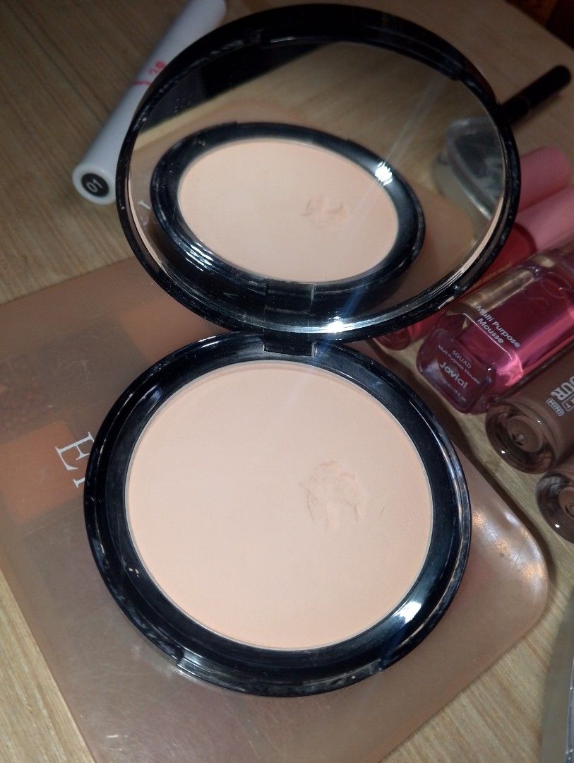 TAKE ALL SECOND-HAND MAKE UP (Category: Makeup) located in Manila. Submitted by yaomei_101 (Listing ID 1407494225, Image 2). Description: TAKE ALL NA FOR 250 Some are swatched only once and yung iba is personal use Eyebrow - 95% 5 set lippies - 90% 2 contour - 90% Ever Bilena Face Powder - 90% (with issue — see pic) pinkflash lippies - 85% Squad lippie - 85% Eye pallet - 85% pinkflash powder - 50% Sace Lady - 35%.