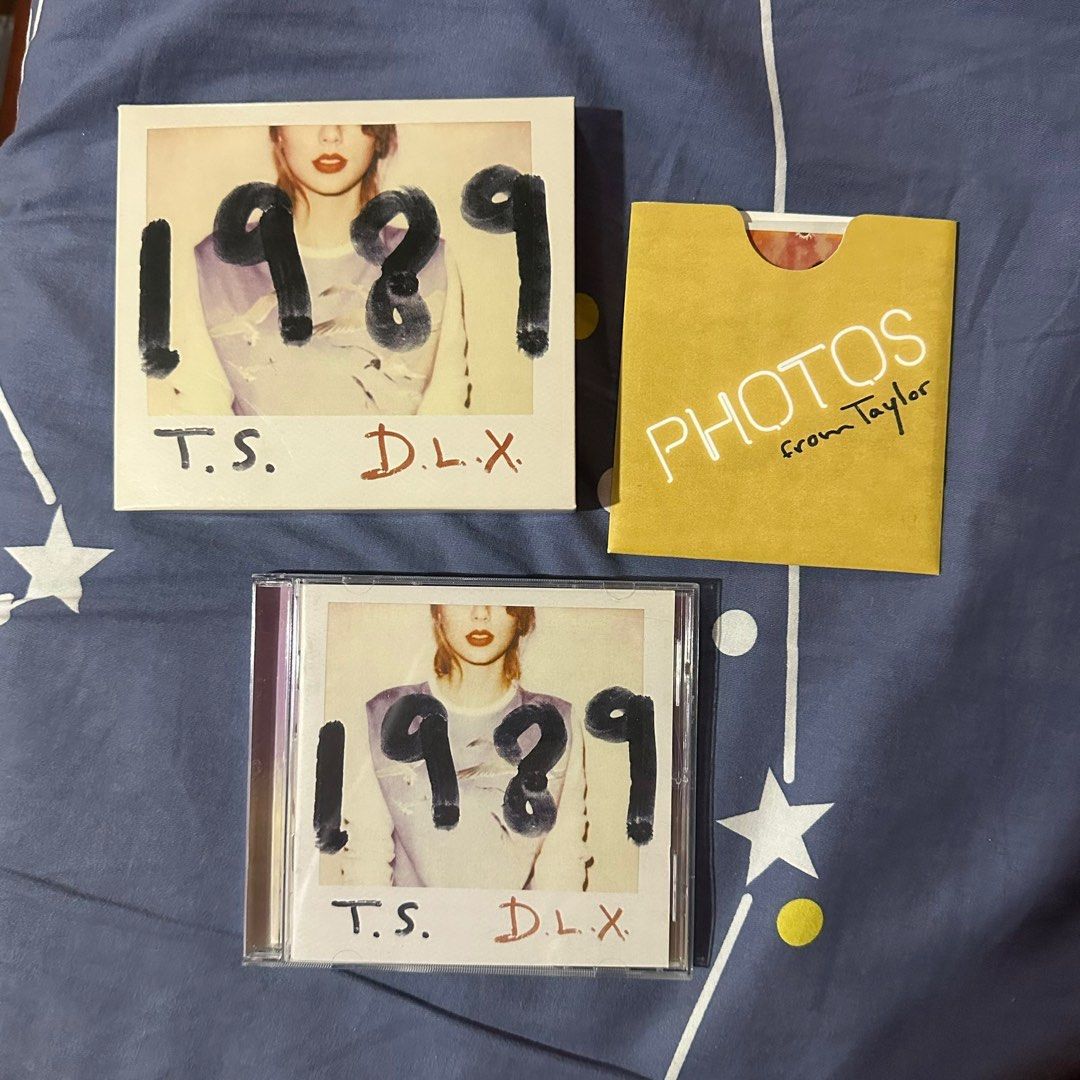 Taylor Swift 1989 Deluxe Edition CD (Category: CDs & DVDs) located in Malabon City. Submitted by alysaleee (Listing ID 1407402883, Image 1). Description: .
