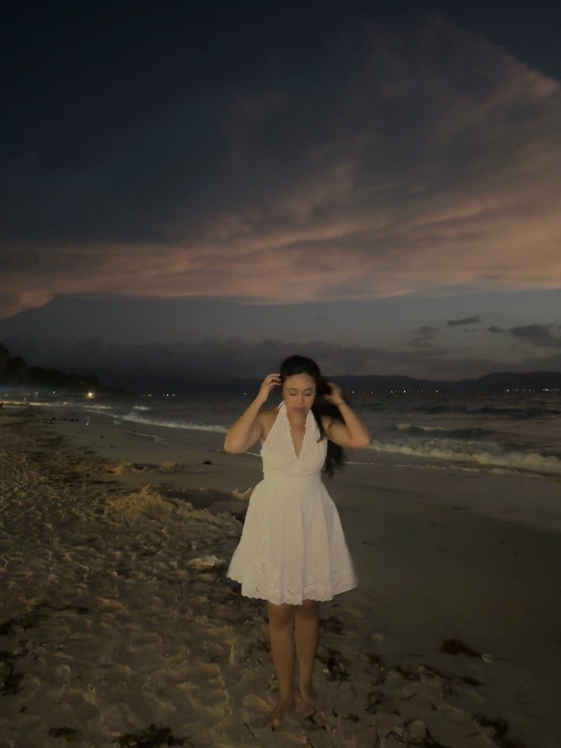 Zara White Dress (Category: Dresses) located in Batangas. Submitted by soaph (Listing ID 1407478215, Image 2). Description: Used only once Size Small .