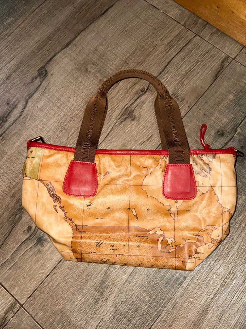 Alviero Martini Map bag with wallet (Category: Luxury Bags & Wallets) located in Polomolok. Submitted by matabako (Listing ID 1410877048, Image 2). Description: Selling bag and wallet.