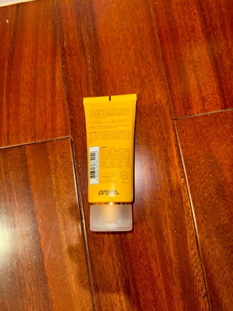 Belo SunExpert Whitening Sunscreen (Category: Face Care) located in Quezon City. Submitted by andrea_hauls (Listing ID 1410796283, Image 2). Description: - Belo SunExpert Whitening Sunscreen - 50ml tube - Protects skin from sun damage - Whitening effect - Expiration date: 07/26 - Used once .