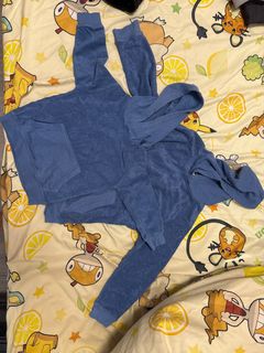 (Category: ) located in . Submitted by labubu0712 (Listing ID 1410816502, Image 1). Description: .