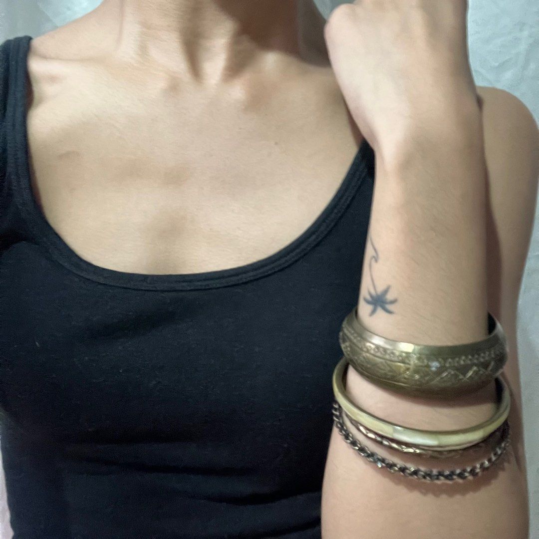 brass bangle set (Category: Bracelets) located in Quezon City. Submitted by namu_milkyway (Listing ID 1410765846, Image 1). Description: Sold as set MOP: Gcash MOD: J&T/Lalamove (Location: Roxas District, Quezon City).