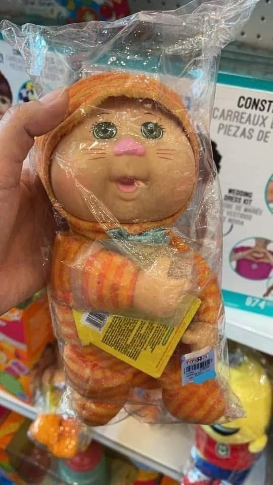 Cabbage Patch Dolls (Category: Plushies & Soft Toys) located in Taytay. Submitted by michidc (Listing ID 1410893367, Image 1). Description: CABBAGE PATCH KIDS CUTIIIIEEEE🥰🥰🥰 899 EACH 1 PC PER DESIGN ONLY TIGER/DUCK/MONKEY PAYMENTS GCASH/BDO DM💌💌💌.