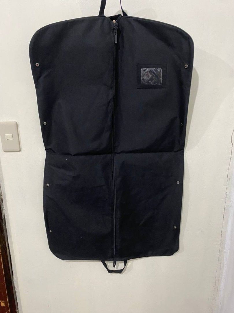 Chanel Travel Garment Bag (Category: Luxury Bags & Wallets) located in Pasig City. Submitted by psg2019 (Listing ID 1410864270, Image 3). Description: Good as new no issue.
