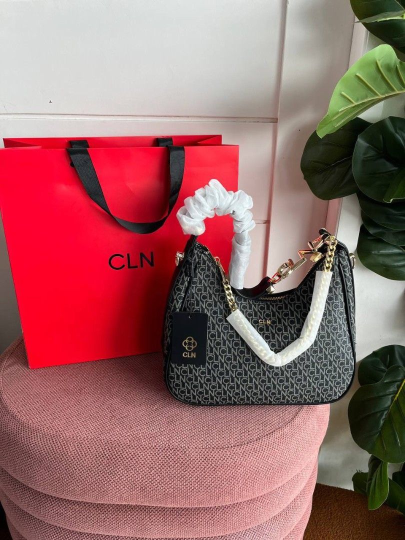 CLN Shoulder Bag (Category: Carriers & Slings) located in Candelaria. Submitted by pinkykeenshop (Listing ID 1410815558, Image 1). Description: .