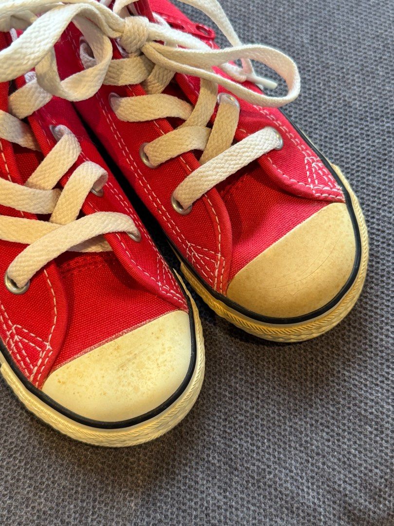 Converse All Star Red High Top Sneakers (Category: Babies & Kids Fashion) located in San Juan City. Submitted by vix13 (Listing ID 1410806623, Image 3). Description: Converse shoes for toddler. Size US 9 for kids. This would fit 3-4 y/o. Japan bought. Front part of the shoes has discoloration. Never used by my son. No box. .