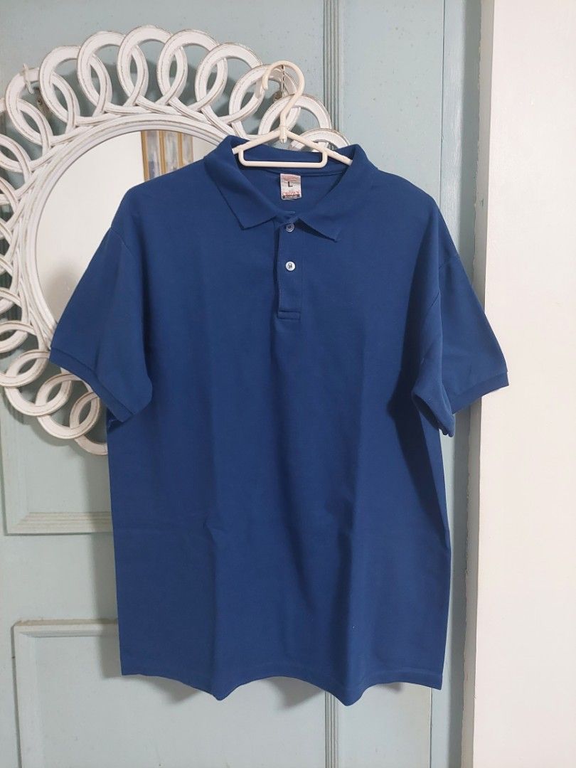 Crown Polo Shirt for Men - Large (Category: Tshirts & Polo Shirts ) located in Paranaque City. Submitted by coolfinds23 (Listing ID 1410797353, Image 1). Description: Crown Polo Shirt for Men Size: Large Color: Royal Blue Chest: 21 in. Length: 26.5 in. Lightly used and still in good condition. RFS: Decluttering MOP: GCash/Bank transfer Shipping c/o buyer *No returns and cancellations. *Color on photo may be slightly different than actual. Thank y