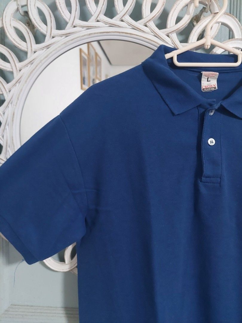 Crown Polo Shirt for Men - Large (Category: Tshirts & Polo Shirts ) located in Paranaque City. Submitted by coolfinds23 (Listing ID 1410797353, Image 2). Description: Crown Polo Shirt for Men Size: Large Color: Royal Blue Chest: 21 in. Length: 26.5 in. Lightly used and still in good condition. RFS: Decluttering MOP: GCash/Bank transfer Shipping c/o buyer *No returns and cancellations. *Color on photo may be slightly different than actual. Thank y