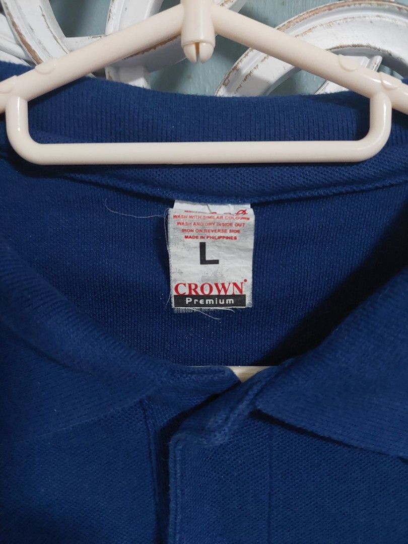 Crown Polo Shirt for Men - Large (Category: Tshirts & Polo Shirts ) located in Paranaque City. Submitted by coolfinds23 (Listing ID 1410797353, Image 3). Description: Crown Polo Shirt for Men Size: Large Color: Royal Blue Chest: 21 in. Length: 26.5 in. Lightly used and still in good condition. RFS: Decluttering MOP: GCash/Bank transfer Shipping c/o buyer *No returns and cancellations. *Color on photo may be slightly different than actual. Thank y