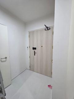 (Category: ) located in . Submitted by chooliving (Listing ID 1410829414, Image 1). Description: .