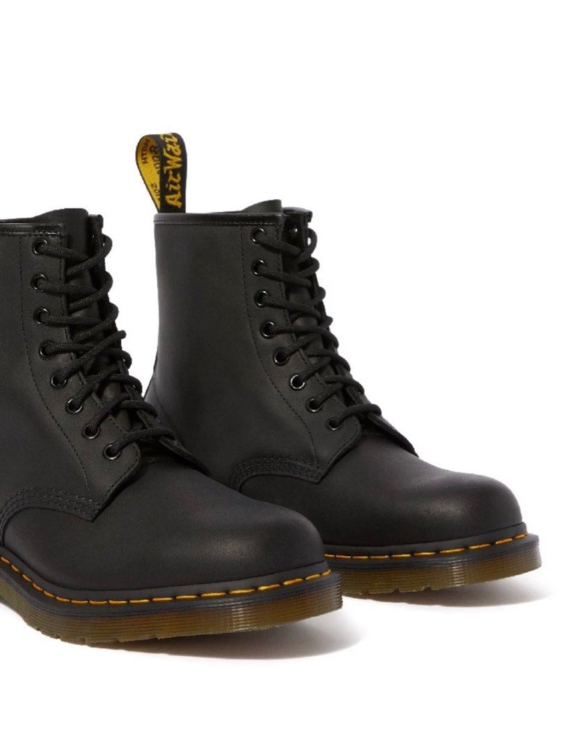 Dr. Martens 1460 Greasy Leather Boots (Category: Boots) located in Makati City. Submitted by shicelle (Listing ID 1410733871, Image 2). Description: This is original. Bought it from Zalora but was not able to use it even once. I only tried it at home. It’s way below the SRP..
