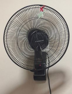 (Category: ) located in . Submitted by liiynnn (Listing ID 1410773578, Image 1). Description: .