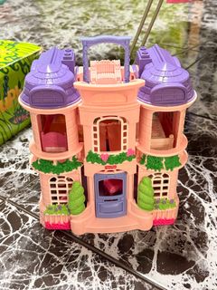 (Category: ) located in . Submitted by aliuna (Listing ID 1410816796, Image 1). Description: .