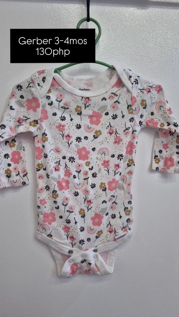 Gerber Baby Bodysuits 0-4 Months (Category: Babies & Kids Fashion) located in Manila. Submitted by jamdr66227 (Listing ID 1410878977, Image 3). Description: gerber onesies please see price in the photo..