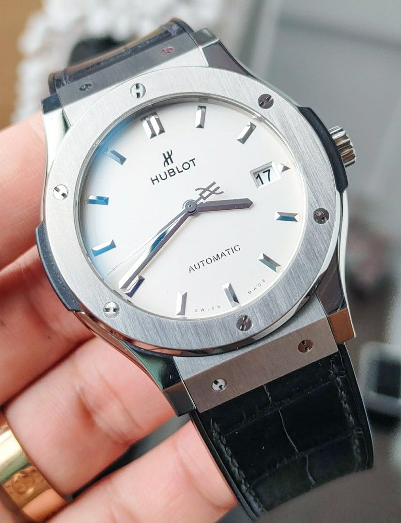 HUBLOT CLASSIC FUSION TITANIUM AUTOMATIC‼️ (Category: Luxury Watches) located in Quezon City. Submitted by timeoutwatches (Listing ID 1410859263, Image 3). Description: HUBLOT CLASSIC FUSION TITANIUM AUTOMATIC‼️ Bnew Price: 500k+++ Price: 248,000 php Complete Set w/ Receipt of Purchased Local Ad Automatic Movement Reference no: 511.NX.2611.LR Case: 45mm Condition: 9.5 / 10 Black Dial.