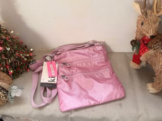 (Category: ) located in . Submitted by VethClosetPH (Listing ID 1410789796, Image 1). Description: .