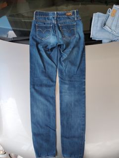(Category: ) located in . Submitted by m4dm4n (Listing ID 1410752353, Image 1). Description: .