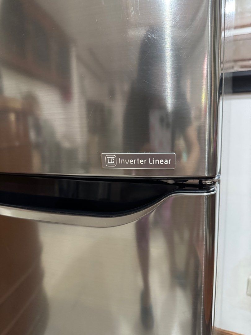 LG Inverter Linear Refrigerator (Category: Refrigerators and Freezers) located in Muntinlupa City. Submitted by mimitatsboutique (Listing ID 1410798494, Image 3). Description: - LG Refrigerator with Inverter Linear Technology - Stainless Steel Finish - Bottom Freezer Design - Modern Design - 10-Year Warranty Only issue: Compressor is for replacement upon checking. Can be bought online around 6k-7k.
