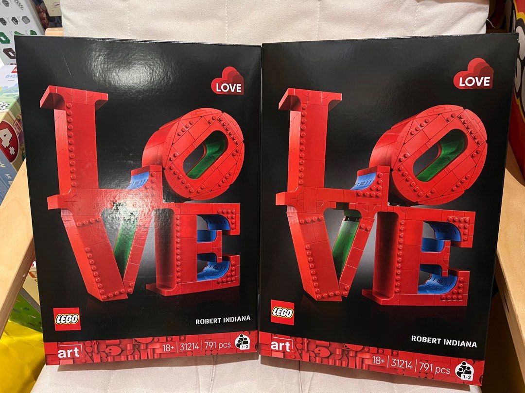 LOVE 31214 Lego Art (Category: Lego & Building Sets) located in Makati City. Submitted by toyfindss (Listing ID 1410843922, Image 1). Description: Brand new and original Lego set.