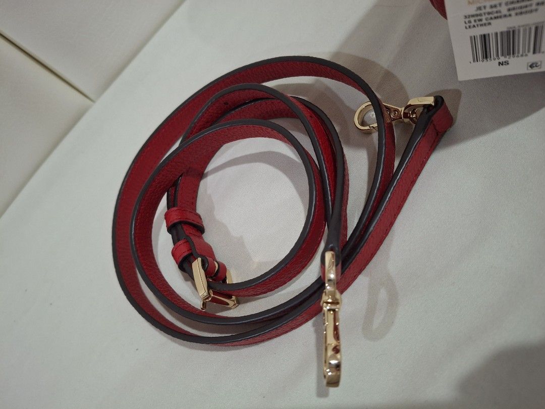 Michael Kors MK Camera Crossbody Bag Leather (Category: Luxury Bags & Wallets) located in Manila. Submitted by mamanilala (Listing ID 1410727417, Image 3). Description: Michael Kors MK Camera Crossbody Bag Leather Original Brand New Bright Red Jet Set Charm 24 x 16 x 5.5 cm Location: QC Buyer shoulders shipping fee #christmasgift.