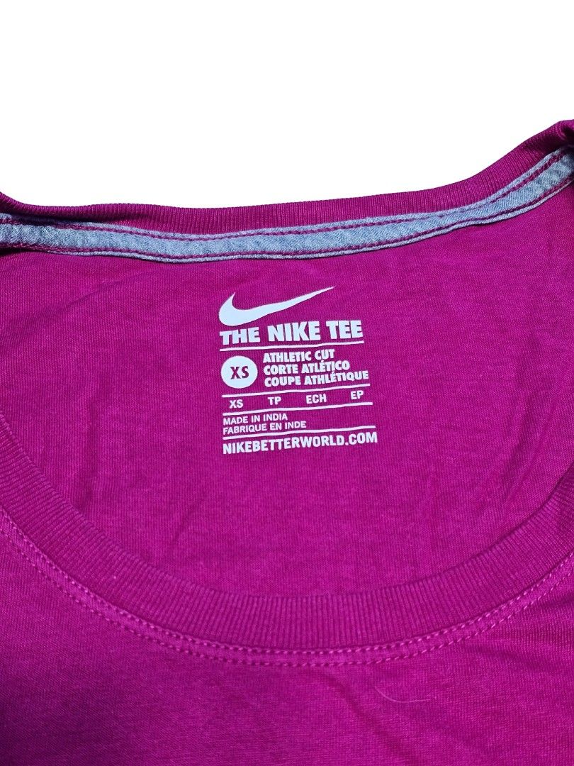 Nike Just Do It Tee XS (Category: Shirts) located in Cavite. Submitted by _thriftfix (Listing ID 1410826380, Image 2). Description: 𝗦𝗜𝗭𝗘 📏 - LENGTH: 56cm - WIDTH: 36cm 𝗖𝗢𝗟𝗢𝗥 👚 - HOT PINK 𝗡𝗢 𝗜𝗦𝗦𝗨𝗘 ✅️ - The product has only been worn a once and is well-fitted. 𝗟𝗢𝗖𝗔𝗧𝗜𝗢𝗡📍 - Cavite 𝗗𝗘𝗟𝗜𝗩𝗘𝗥𝗬 🚚 - Items can be delivered through Lalamove/Joyride/Grab—however, the buyer shoulders the payment.🛻 - Items will be packed in 