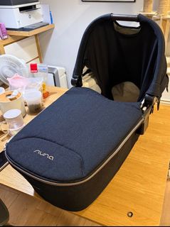 （分類：）位於 。 由 oliversin 提交（商品編號 1410853845，圖片 1）。簡介： 。