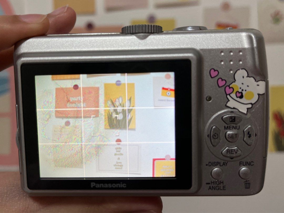 Panasonic Lumix dmc Lz7 digicam (Category: Cameras) located in Bustos. Submitted by windchi.mes (Listing ID 1410662995, Image 3). Description: Panasonic Lumix DMC Lz7˚°❀⋆.ೃ࿔*:･ - fully working and functional - flash is working and it also has red flash (good for taking portraits and selfies) Issues: just a mild lcd burn but it doesn't affect the picture RFS: bought it impulsively ++i like my other camera more inclusions: sd card reader batteries 