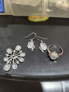 (Category: ) located in . Submitted by limhel (Listing ID 1410858381, Image 1). Description: .