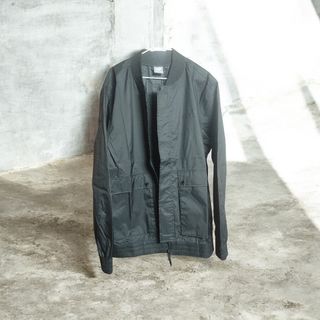 （分類：）位於 。 由 lnsgmail 提交（商品編號 1410765050，圖片 1）。簡介： 。