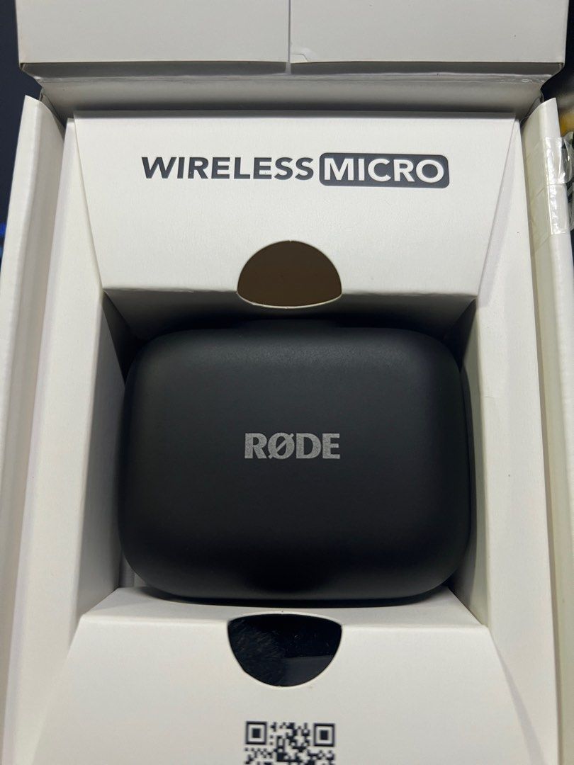 RODE WIRELESS MICRO (Category: Microphones) located in Manila. Submitted by makeupetc (Listing ID 1410899603, Image 2). Description: RFS: I don’t use it anymore Color: black •Lightning adapter version •Complete accessories, no issue Medyo may dumi lang yung inner box .