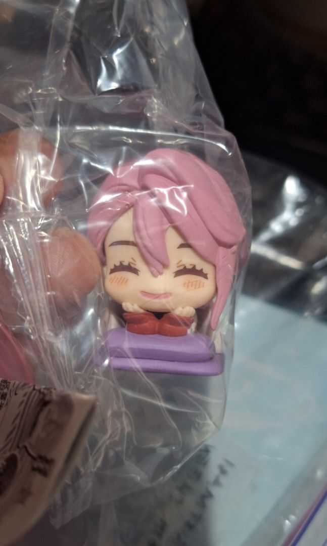 SEALED Dandadan Gashapon Aira - No paint issues (Category: Designer & Blind Box Toys) located in Taguig. Submitted by ami_g (Listing ID 1410765761, Image 1). Description: BRAND NEW & SEALED Dandadan Gashapon Shiratori Aira RFS: duplicate. I also have another listing for an Aira gacha with paint transfer (manufacturer issue) - this one's discounted MOP: maya, BPI transfer MOD: J&T, LBC, grab express if near Taguig. Can also do meetups at Market!Ma