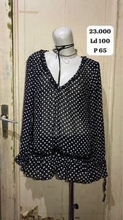 (Kategori: ) berada di . Dikirim oleh reloop.clothes (ID iklan 1410739551, Gambar 1). Deskripsi: .
