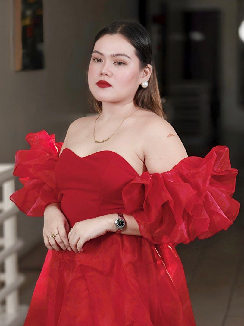 SHEIN MOD Red Off-Shoulder Dress (Category: Dresses) located in Manila. Submitted by queennhei (Listing ID 1410886577, Image 3). Description: - SHEIN MOD red off-shoulder dress - Sweetheart neckline - Dramatic ruffled sleeves - Fitted bodice - Flared skirt - Knee-length - Lightweight fabric - Perfect for special occasions.