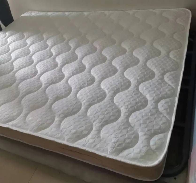 Single Size Memory Foam Mattress (Category: Bed Frames & Mattresses) located in Quezon City. Submitted by SomeThingsMustGo.ph (Listing ID 1410721566, Image 1). Description: Brand New Memory Foam Spring Mattress Single size (90x190x20cm) 9-inch thickness Vacuum roll-packed ₱4,000 ** Mattress only, bed frame not included** 📍Novaliches, Qc You can personally pickup the item/ same day delivery via Lalamove..