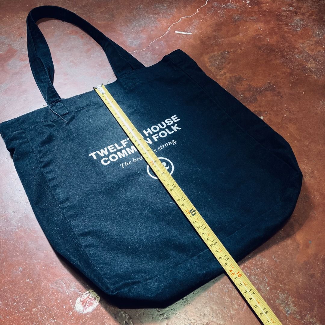 The Twelfth House -Tote Bag (Category: Tote Bags) located in Rizal. Submitted by sensorix___ (Listing ID 1410839938, Image 3). Description: The Twelfth House Black Tote Bag Cotton Twill Fabric CONDITION - LIGHTLY USED COLOR RATE - 8 OUT OF 10.