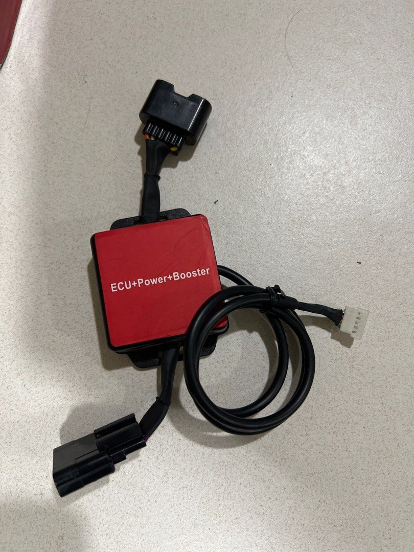 throttle controller (Category: ECU) located in Singapore. Submitted by ddrosdi (Listing ID 1410841345, Image 1). Description: Control through app Anti-theft feature available Previously used for honda shuttle .
