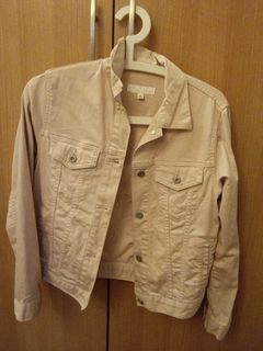 (Category: ) located in . Submitted by beeleng1292663 (Listing ID 1410824549, Image 1). Description: .