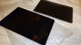 Samsung Tab S9 Screen Internal Explosion (Screen Replacement Required for Full Functionality) – One Unit Each Available in 128GB and 256GB Wi-Fi Versions; Sold as Parts-Only Unit507618063402946560