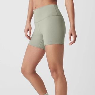 (Category: ) located in . Submitted by closet.things (Listing ID 1410994353, Image 1). Description: .