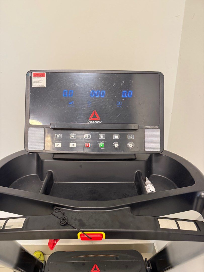 Astroride Threadmill (Category: Cardio & Fitness Machines) located in Shah Alam. Submitted by noor00 (Listing ID 1410986048, Image 3). Description: Still in good condition Rarely used Moving away so would like to change a new one Negotiable Please arrange own transportation thank you.