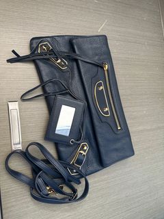 （分類：）位於 。 由 phoebe_3be 提交（商品編號 1410934890，圖片 1）。簡介： 。