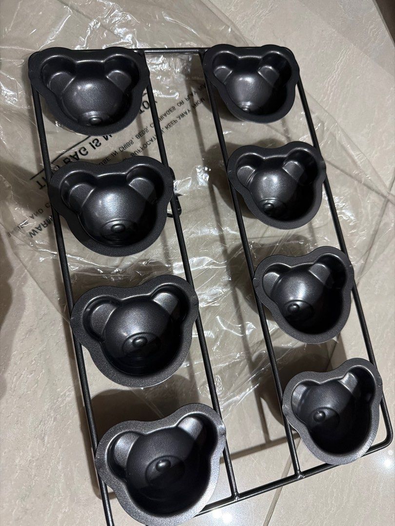 Bear-Shaped Baking Molds