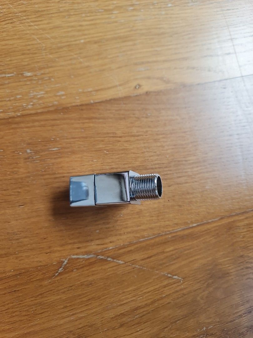 Chrome Angle Valve (Category: Bathroom & Kitchen Fixtures) located in Singapore. Submitted by quekmy (Listing ID 1410949021, Image 2). Description: - Unused chrome angle valve. - Suitable for plumbing. - Condition as shown in photos. - Enquiries welcome..
