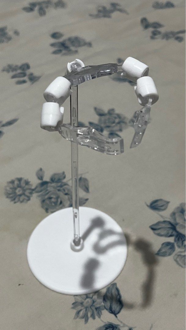 Clear Action Figure Doll Waist Stand (Category: Figurines & Statues) located in Bacoor. Submitted by jamiedollsnstuff (Listing ID 1411003457, Image 1). Description: - Clear action figure stand - Clear base - Adjustable arm with multiple clips - Securely holds your figures - Stable and unobtrusive display - Ideal for collectors.