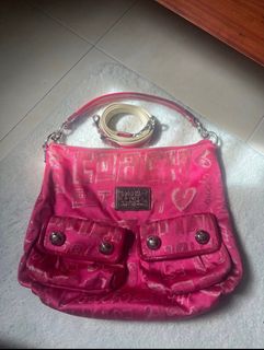 (Category: ) located in . Submitted by y2kcarry (Listing ID 1410911421, Image 1). Description: .