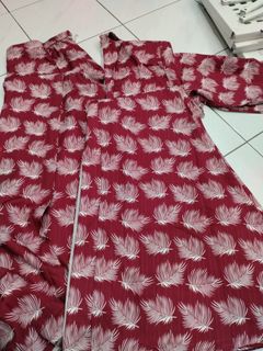 (Category: ) located in . Submitted by random_wardrobe (Listing ID 1410915690, Image 1). Description: .