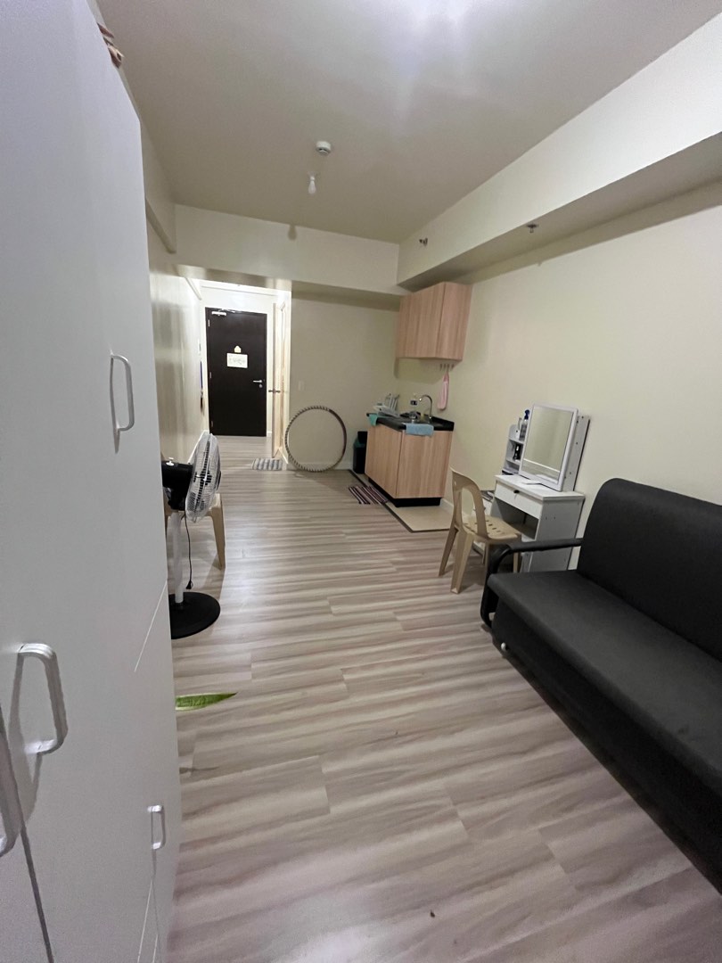 (Category: ) located in . Submitted by nang20 (Listing ID 1410901970, Image 1). Description: .